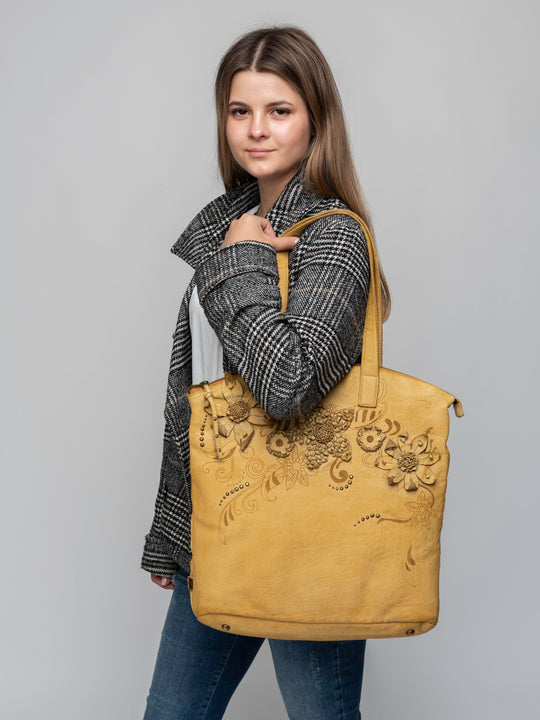CALLA: Mustard leather shoulder shopper bag by Art N Vintage