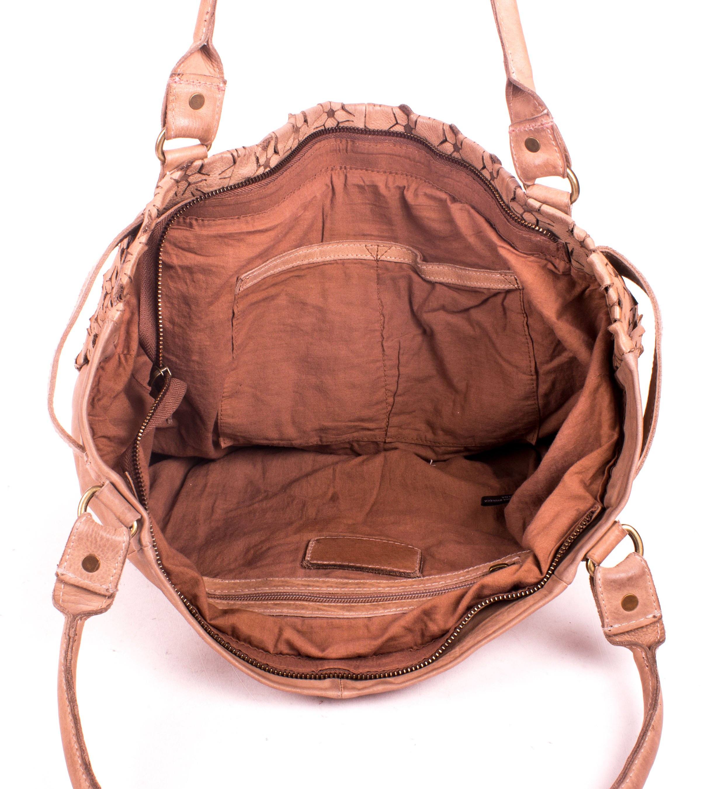 Art N’ Vintage- Women’s milano leather star design shopper bag