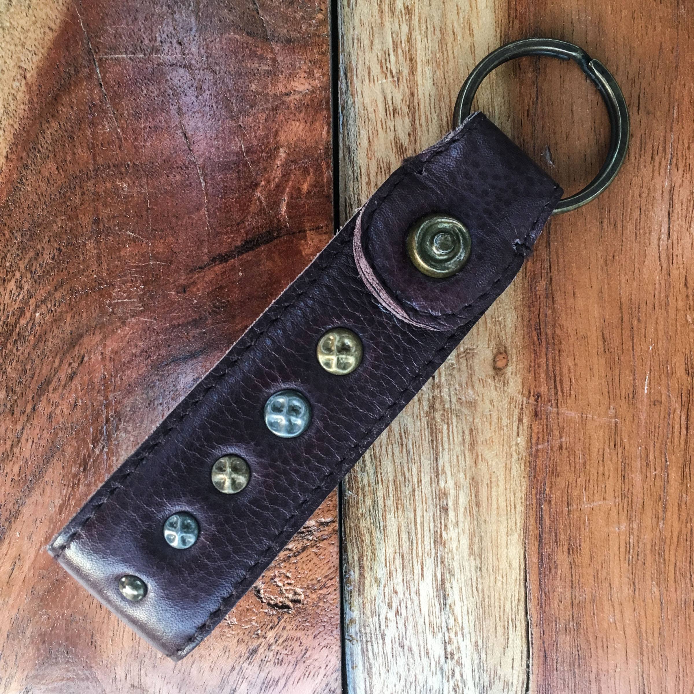 Art N’ Vintage Brown leather key ring