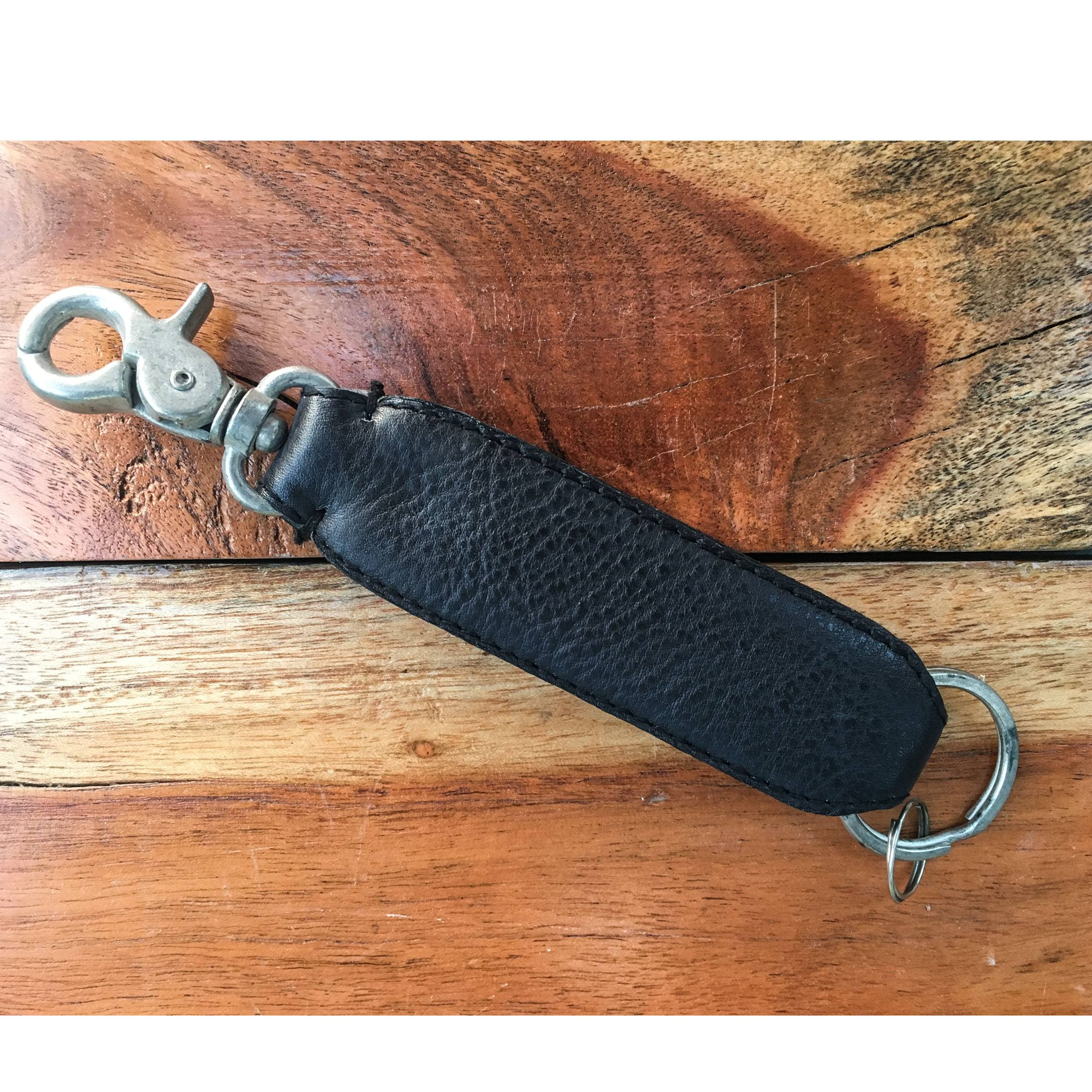 Art N’ Vintage Black leather key ring